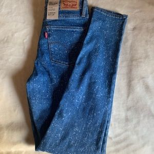 721 Levi’s Skinny Jeans